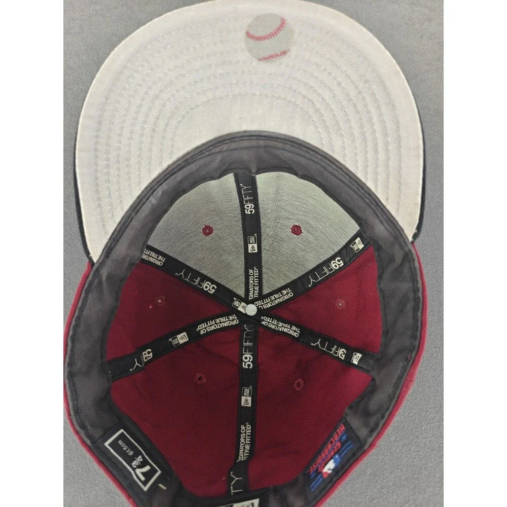 New Era 59FIFTY Boston Red Sox Fitted Hat Burgundy Black Size 7 3/4 MLB Cap